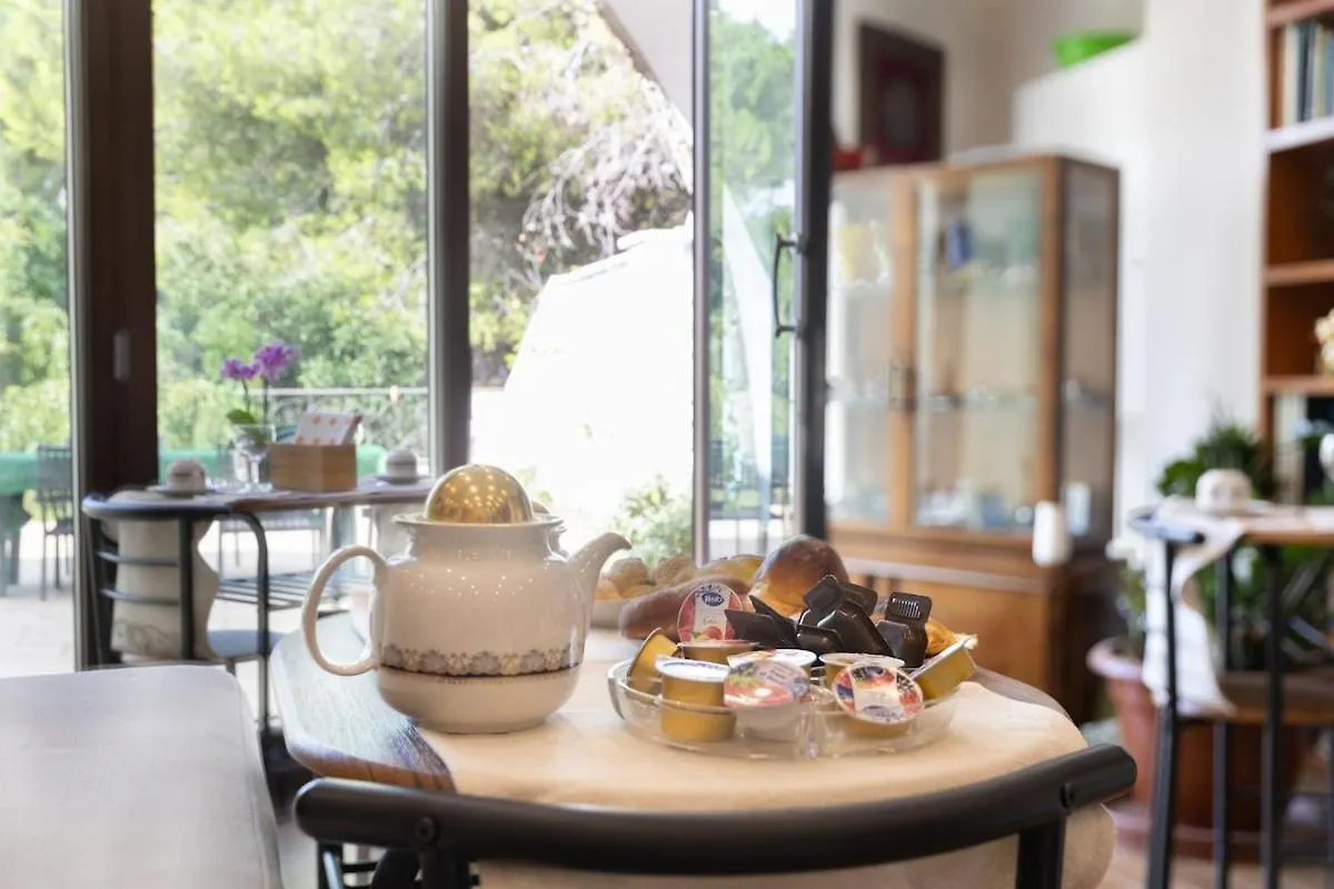 Hotel Il Giardino Di Ve' Lecce Affittacamere